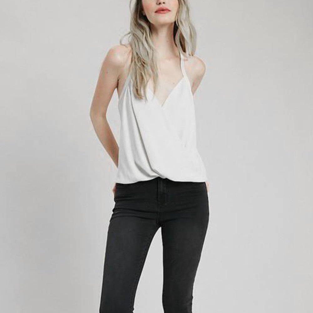 Lhana Klaire Pleated sleeveless blouse top